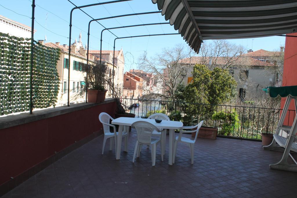 Готель Bella Venezia Екстер'єр фото