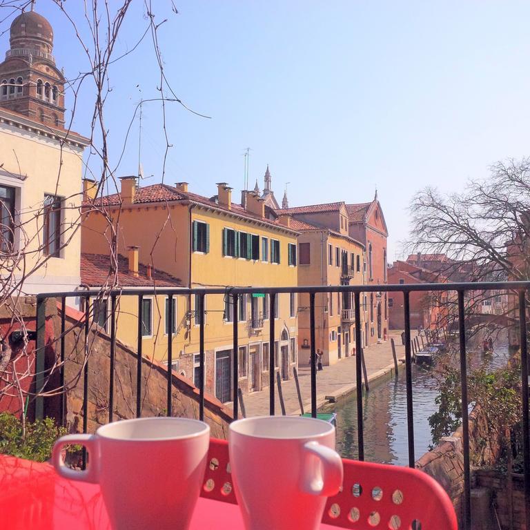Готель Bella Venezia Номер фото